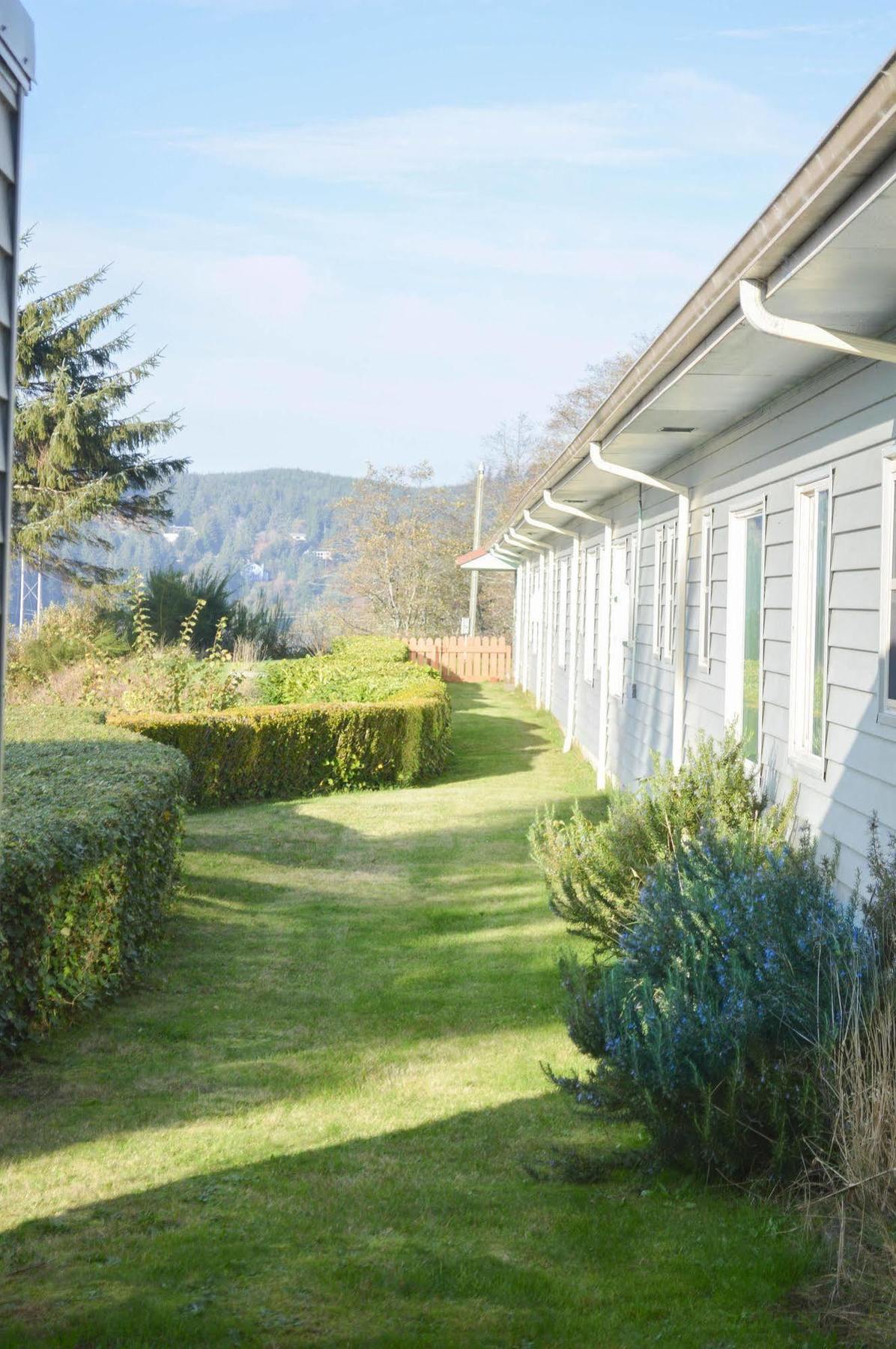 Bay Bridge Motel Норт-Бенд Экстерьер фото